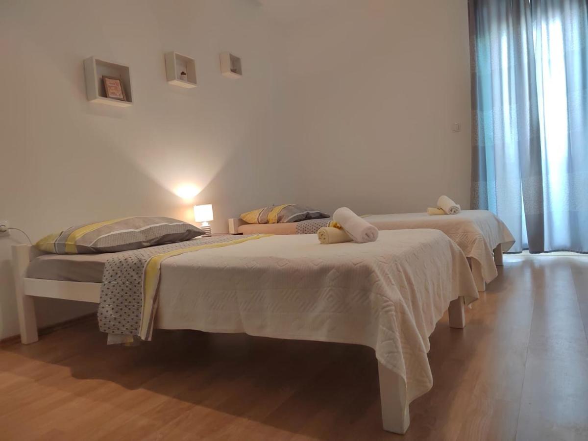 טרוגיר Apartman Memories מראה חיצוני תמונה